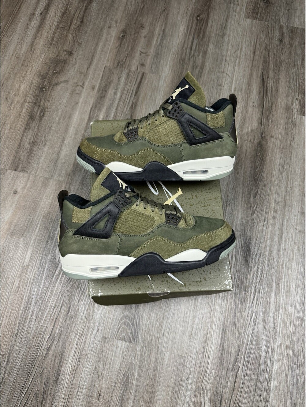 Size 9.5 - Jordan 4 SE Retro Low Craft - Olive (CLEAN!)